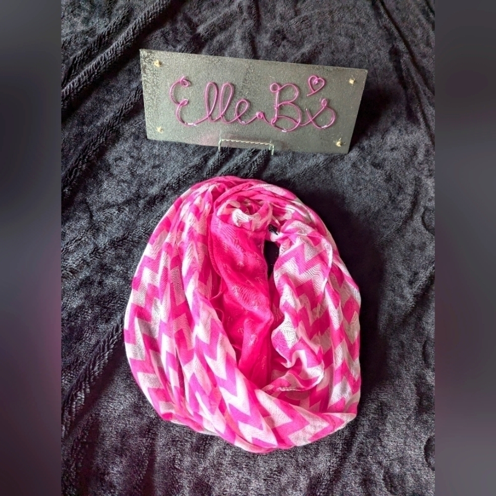 EUC Rue21 Pink White Infinity Scarf O/S